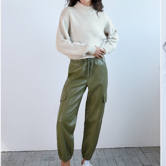 Aritzia Wilfred free Harper sweater - Picture 6 of 6